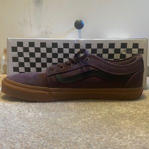 Brand New Vans Chukka Low Sid